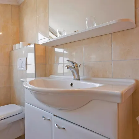 Lidia In - Nord-dalmatien 4*