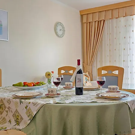 Lidia In - Nord-dalmatien 4* Zadar