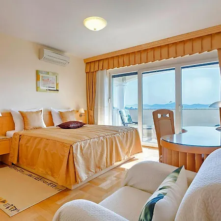 Lidia In - Nord-dalmatien 4*