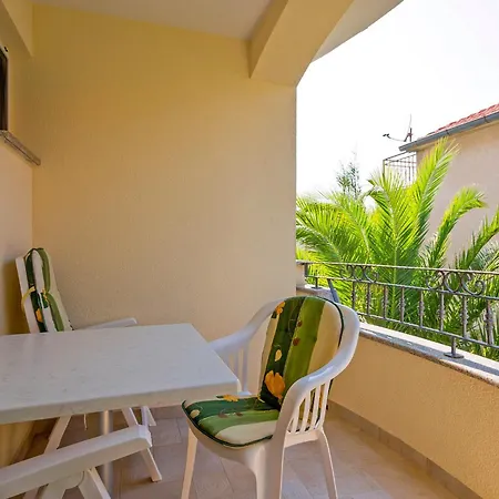 Pensionat Lidia In - Nord-dalmatien 4*