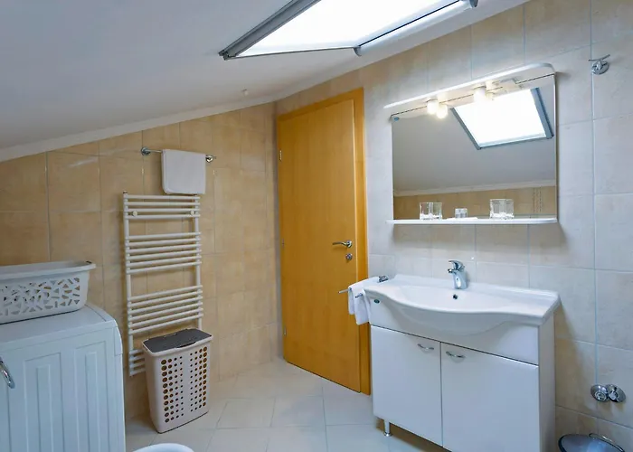 Lidia In - Nord-dalmatien 4*